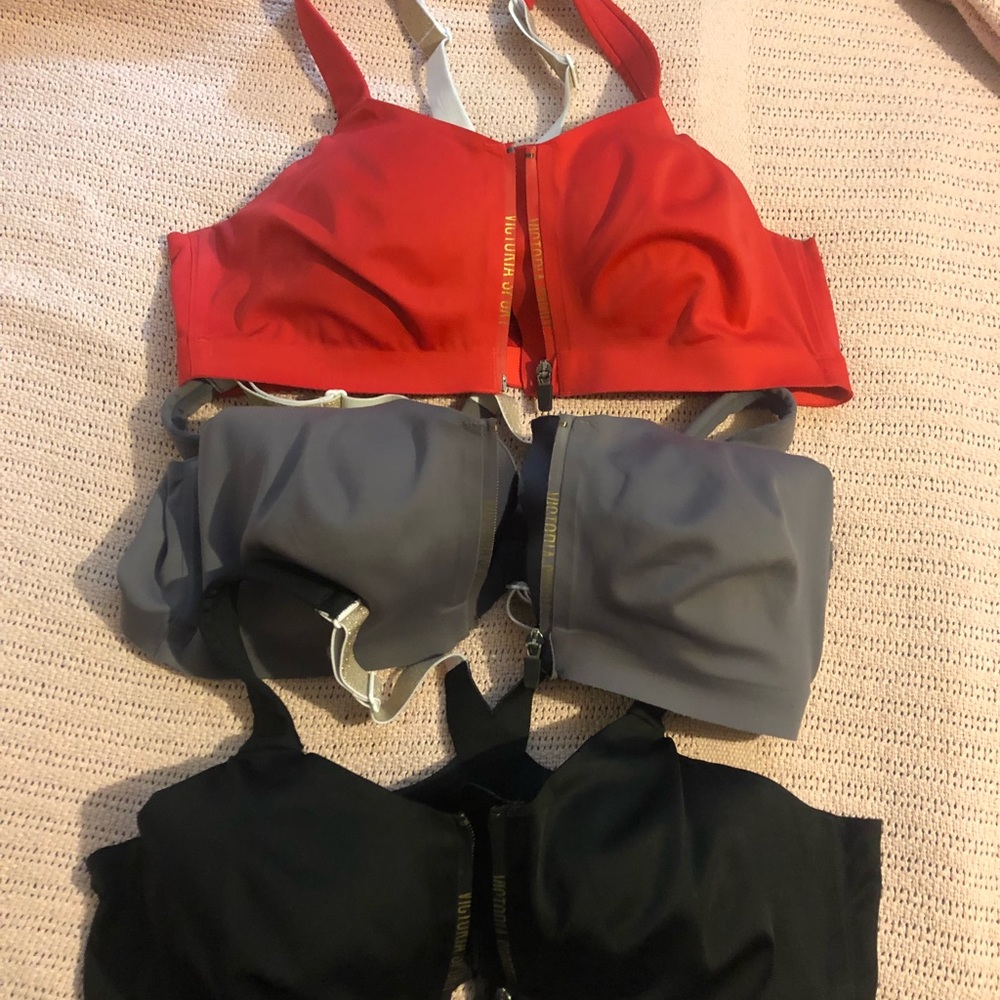 3 Victoria secret sports bras